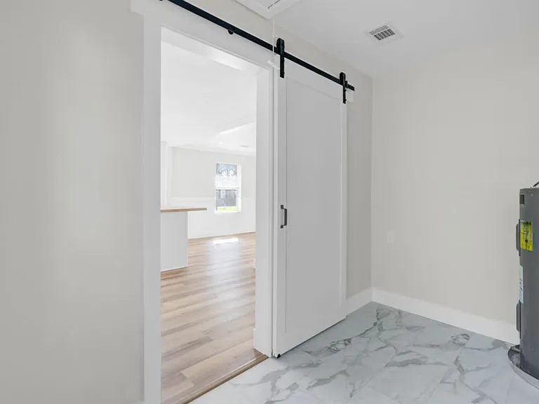 235 Mary Scott Dr — Photo 14