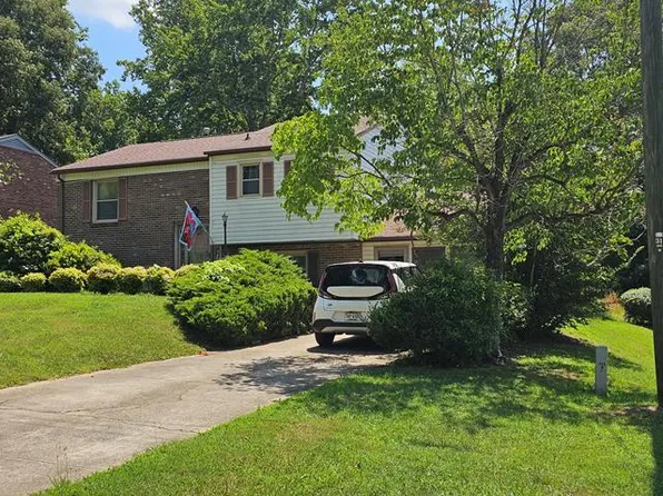 1531 Kemper Rd, Danville, VA 24541