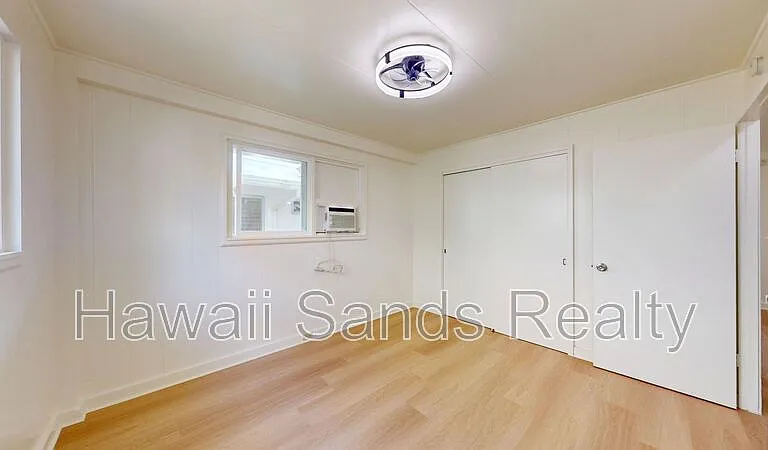 2128 Gertz Ln #C — Photo 7