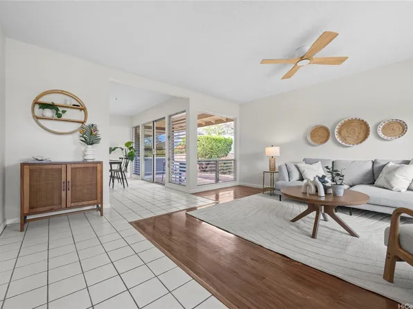 7536 Olili Pl, Honolulu, HI 96825