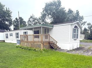 26240 Broadway Ave TRAILER 21, Bedford, OH 44146