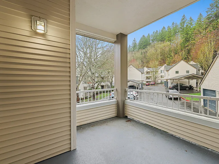 Park Hill at Issaquah — Photo 12