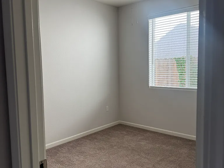 1223 S Traverse Dr — Photo 7