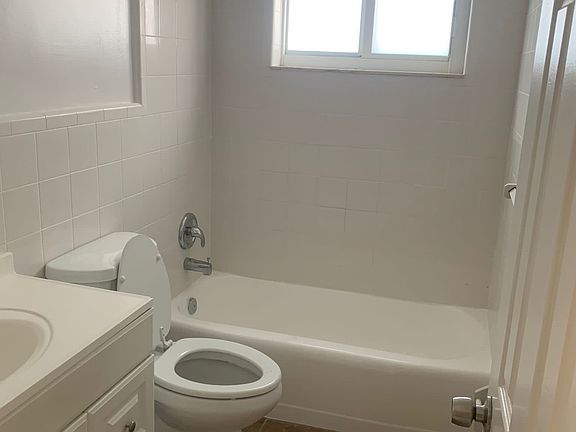 5th image of 3770 NE 15th Ter #1