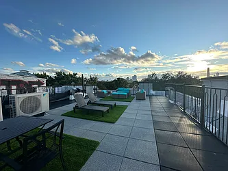 Rented by Space Link Realty