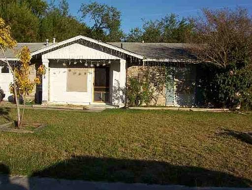 2nd image of 7638 GLEN SHIRE DR