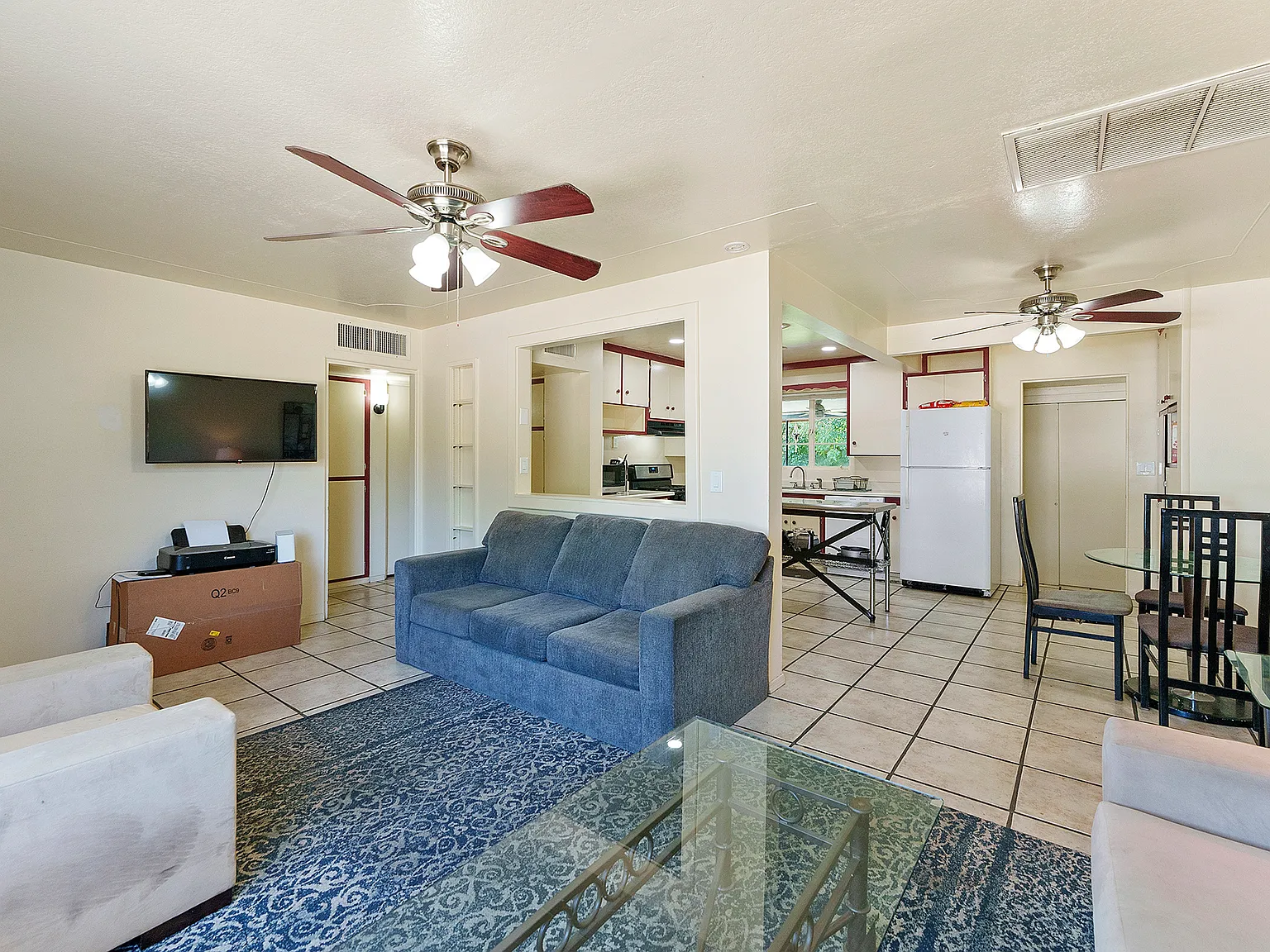 6 bed, 3000 sqft, $850 — Photo 3