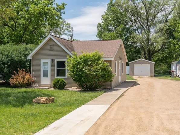 2018 7th Ave, Mankato, MN 56001