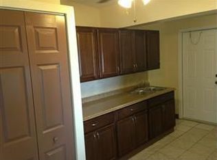 550 Mentone Rd, Lake Worth, FL 33462