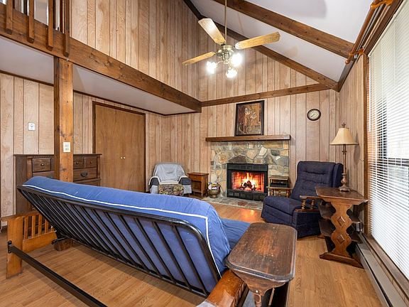 5th image of 319 Pine Ridge Trl