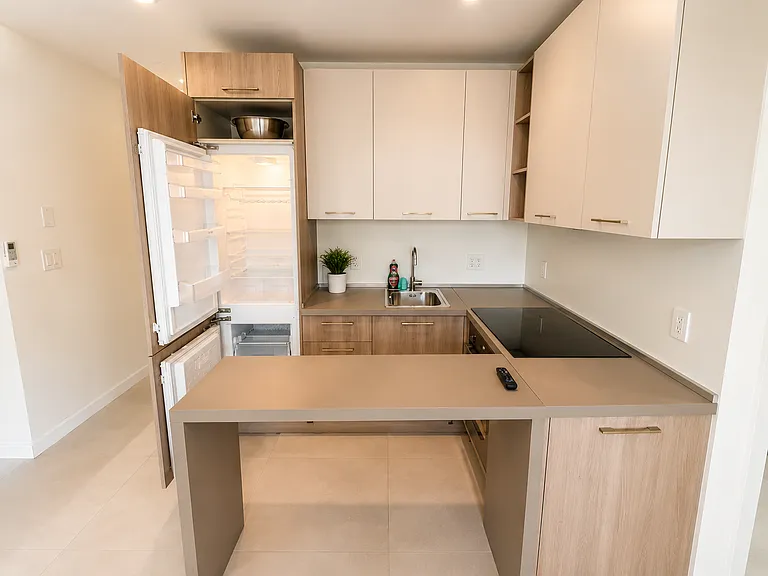 245 NE 33rd St #207 — Photo 7