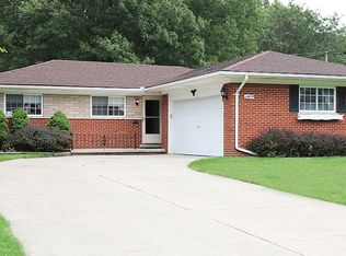 25834 Curie Ave, Warren, MI 48091