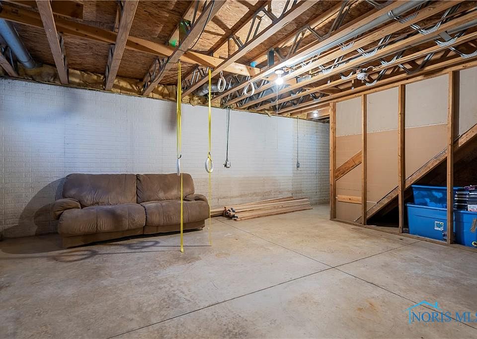 2nd image of 9702 Eisenbrandt Ave