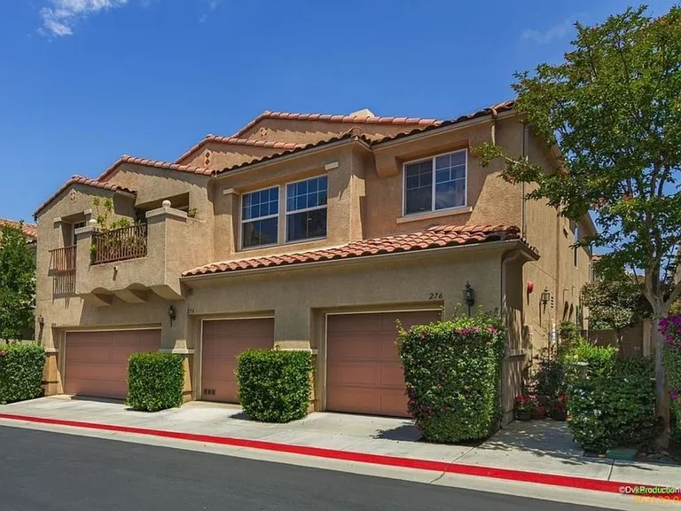 278 Trilogy St — Photo 2