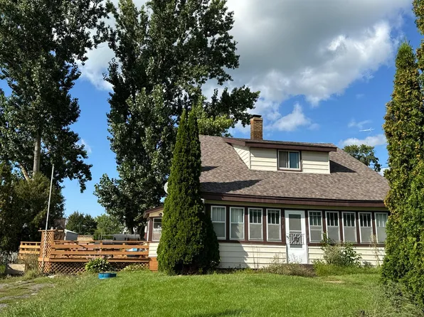 131 Cedar St, Holdingford, MN 56340