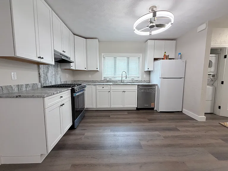 35 Eliot St #35 — Photo 1