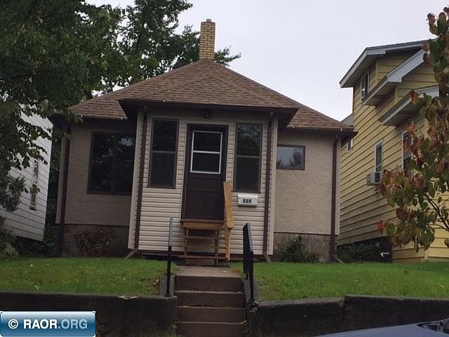 2nd image of 727 Hayes St