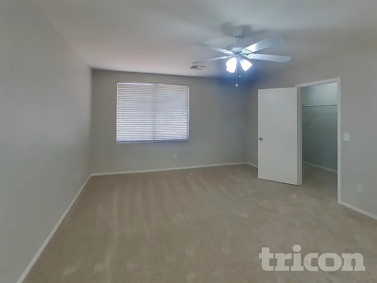 10207 Ghost Gum St — Photo 7