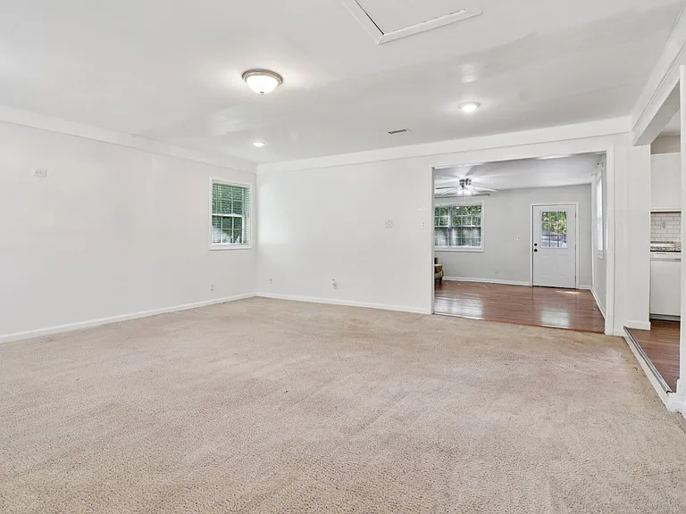 2344 Chestnut Log Pl — Photo 38
