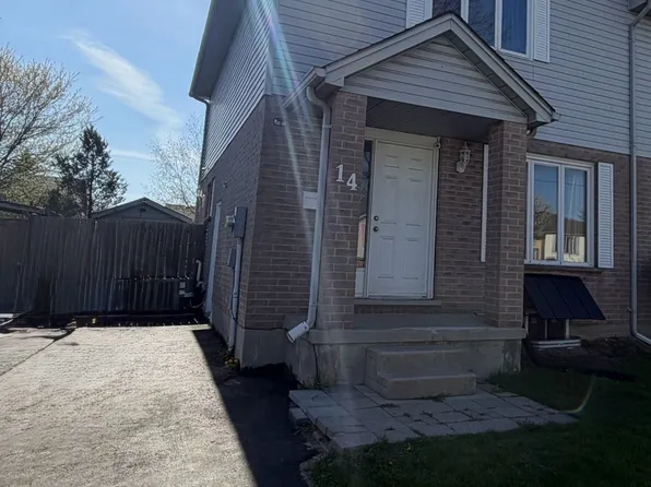14 Moreau Cres, London, ON N5V 4S6