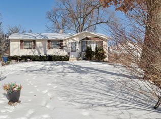 17796 W Greentree Rd, Grayslake, IL 60030