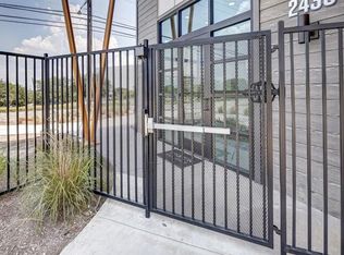 2435 E Riverside Dr #B3, Austin, TX 78741