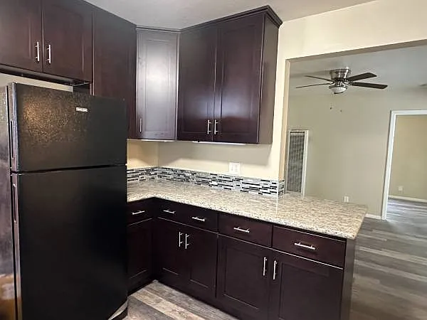 1817 Stanley Ave — Photo 1