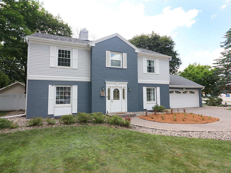 1st image of 1725 1st Ave E