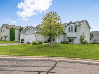 922 Steamboat Ln, Montrose, MN, 55363