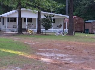 32 Rivers Ln, Carriere, MS 39426