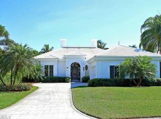 792 Ashburton Dr, Naples, FL 34110