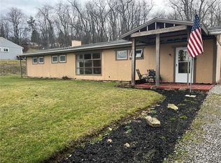 2553 Hampton Ave, Allison Park, PA 15101