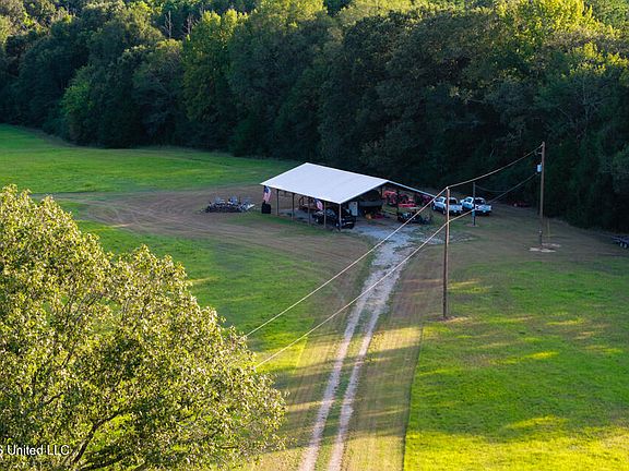 4th image of 214 Cook Cobb Rd