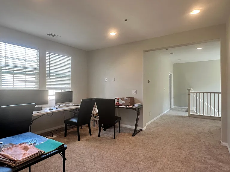 6062 Rosewood Way — Photo 7