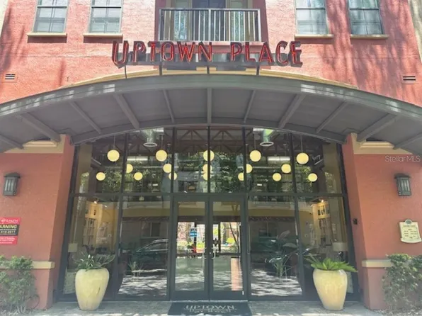 911 N Orange Ave APT 520, Orlando, FL 32801