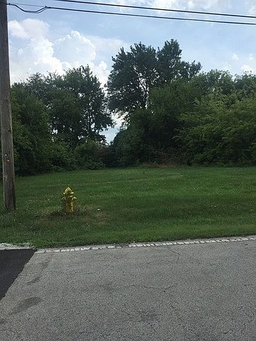 1st image of 10617 Schubert Ave