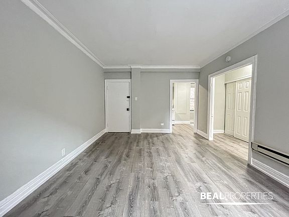 2nd image of 1347 N Dearborn St #1347408