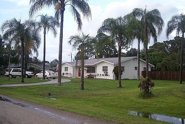 1st image of 17140 Carolyn Ln