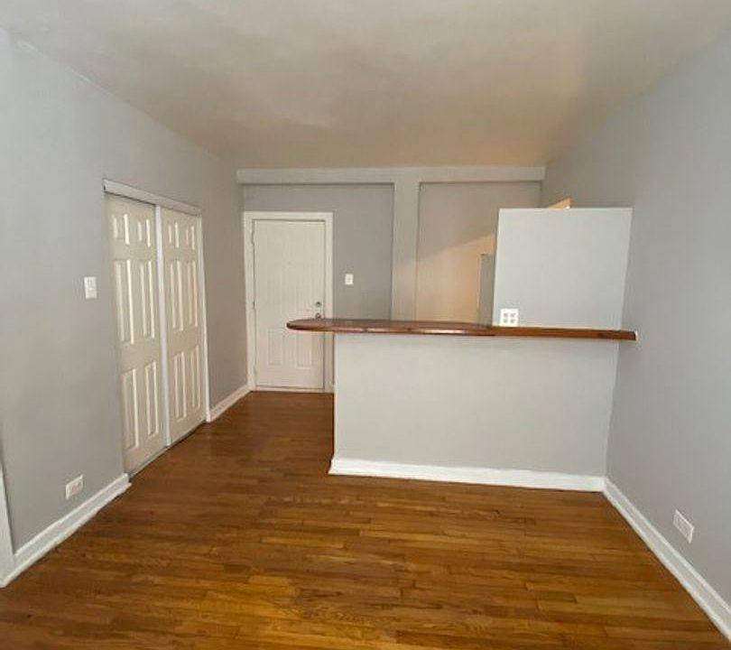 1st image of 5601 W West End Ave #8824549