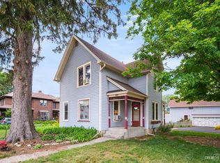 103 Maple St, Sugar Grove, IL 60554