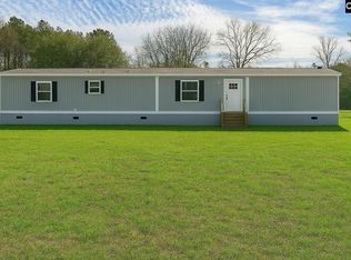 901 Old Bluff Rd, Hopkins, SC 29061