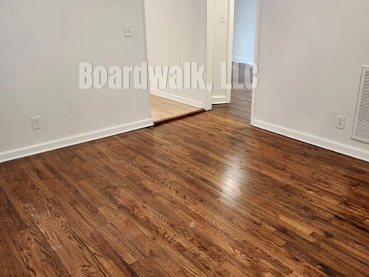 3 bed, 900 sqft, $1,325 — Photo 3