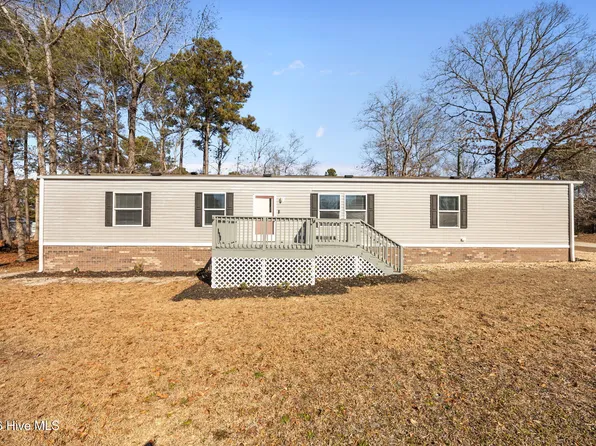 410 Fawn Drive, Hampstead, NC 28443