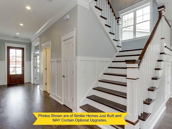 4th image of 505 Twelve Oaks Ct