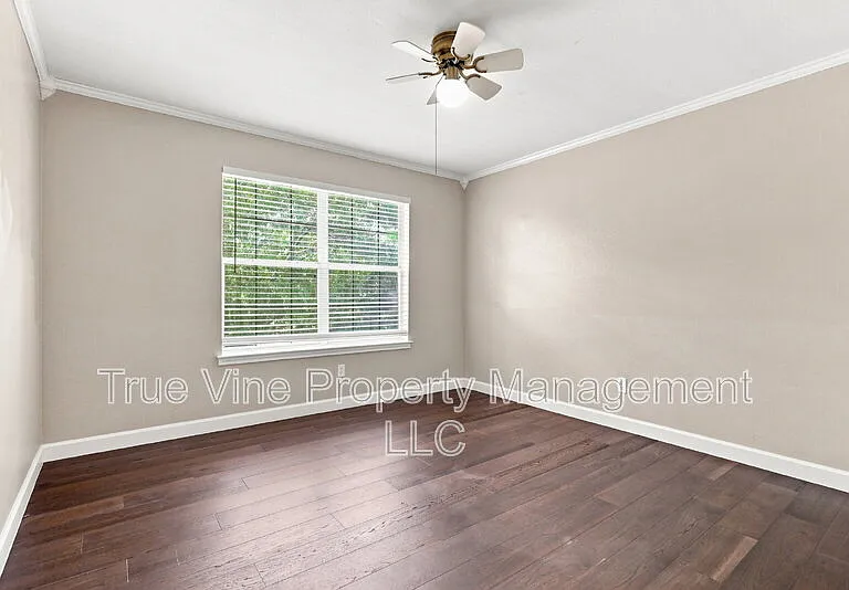 6317 Stable Farm — Photo 36