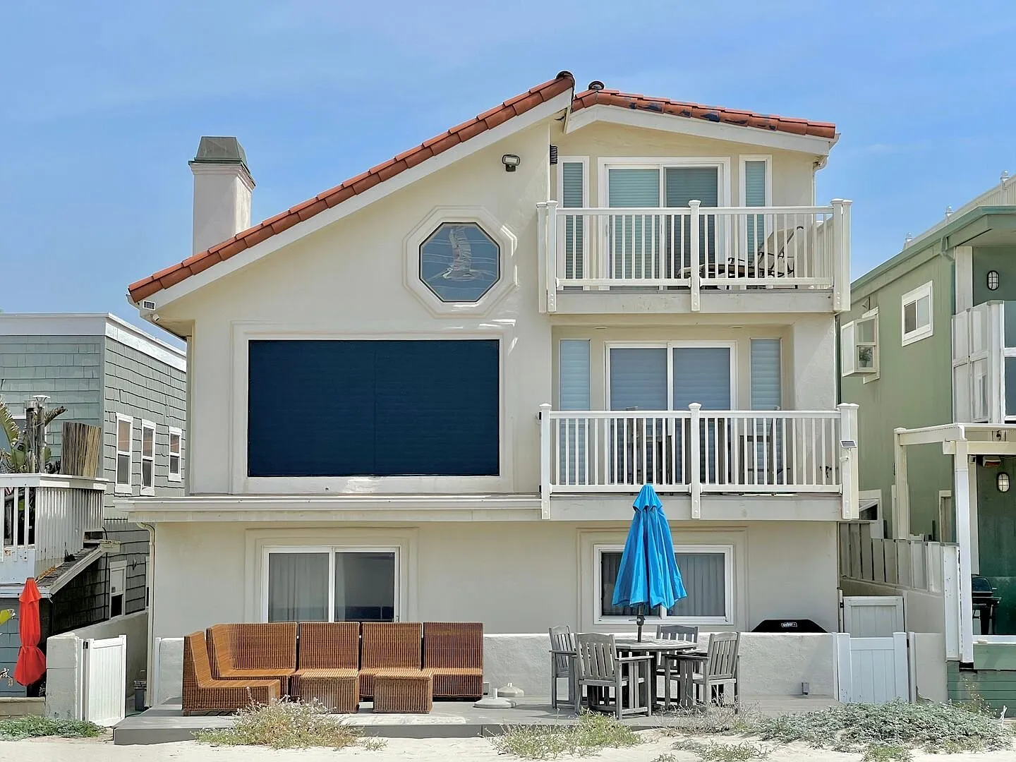 4025 Ocean Drive | Oceanfront| Hollywood Beach| Furnished — Photo 1