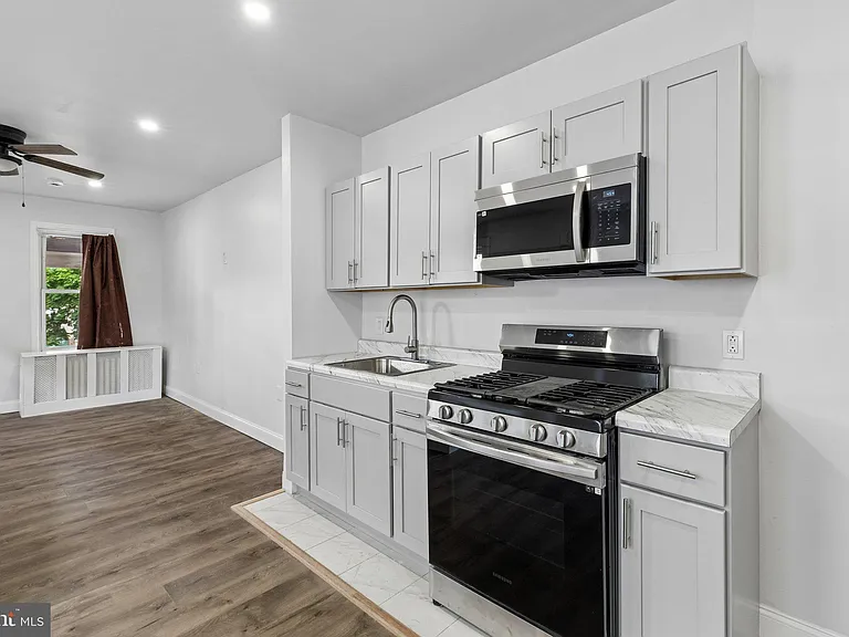 124 Lexington Ave #1 — Photo 7