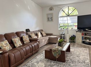 5267 Europa Dr APT N, Boynton Beach, FL 33437