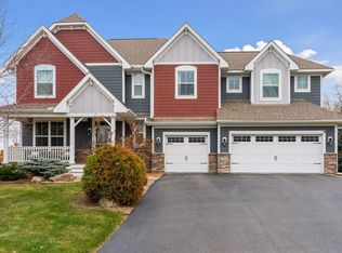 9785 Emerson Ct, Eden Prairie, MN 55347