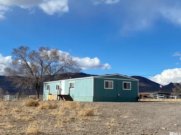 8130 Pueblo Dr, Stagecoach, NV 89429